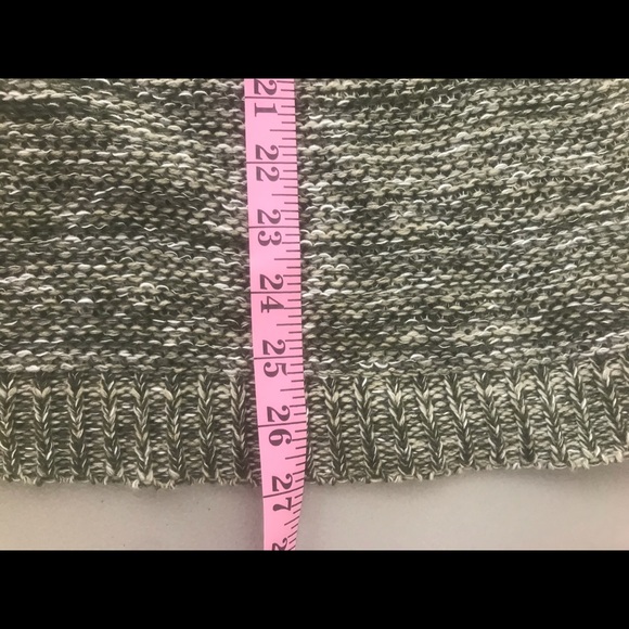 SUSINA Deep V-Neck Strap Back Sweater - Picture 8 of 8